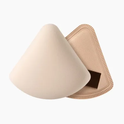 Studio17 Pang Pang Triangle Puff 1u – Éponge de Maquillage Triangulaire Professionnelle pour Fond de Teint, BB Crème & Poudre